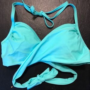 NWOT Victoria’s Secret Crossover Bikini Top